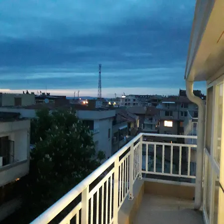 Пламен Поморие Apartment *